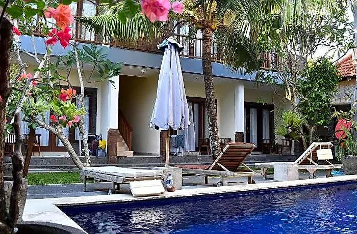 Dabumito Hotel 2*