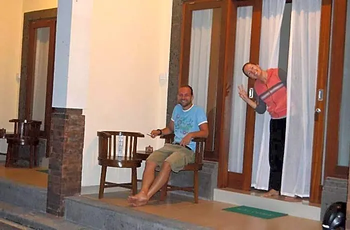 Dabumito Hotel